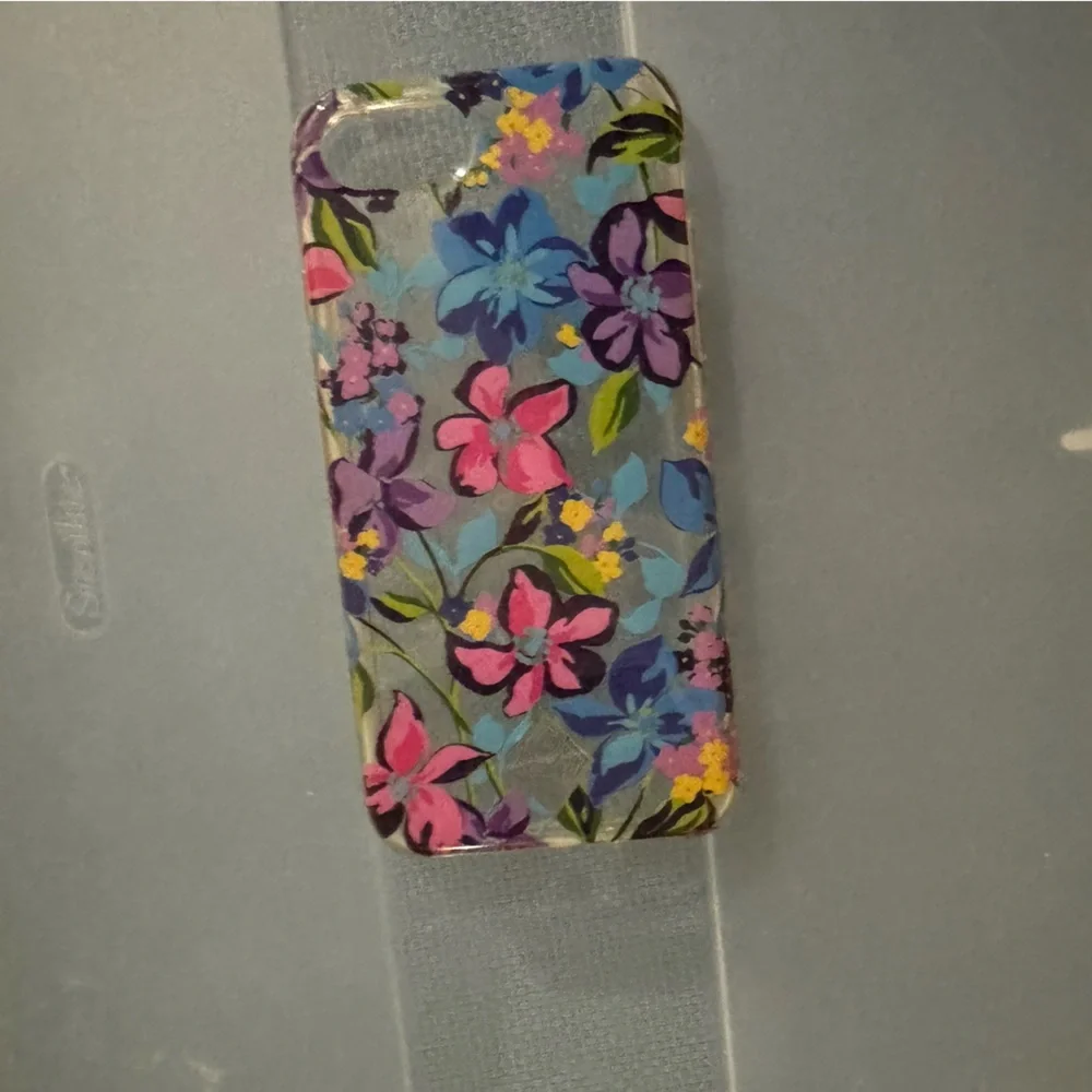 Vera Bradley floral iPhone 7-8/se/se2 phone case